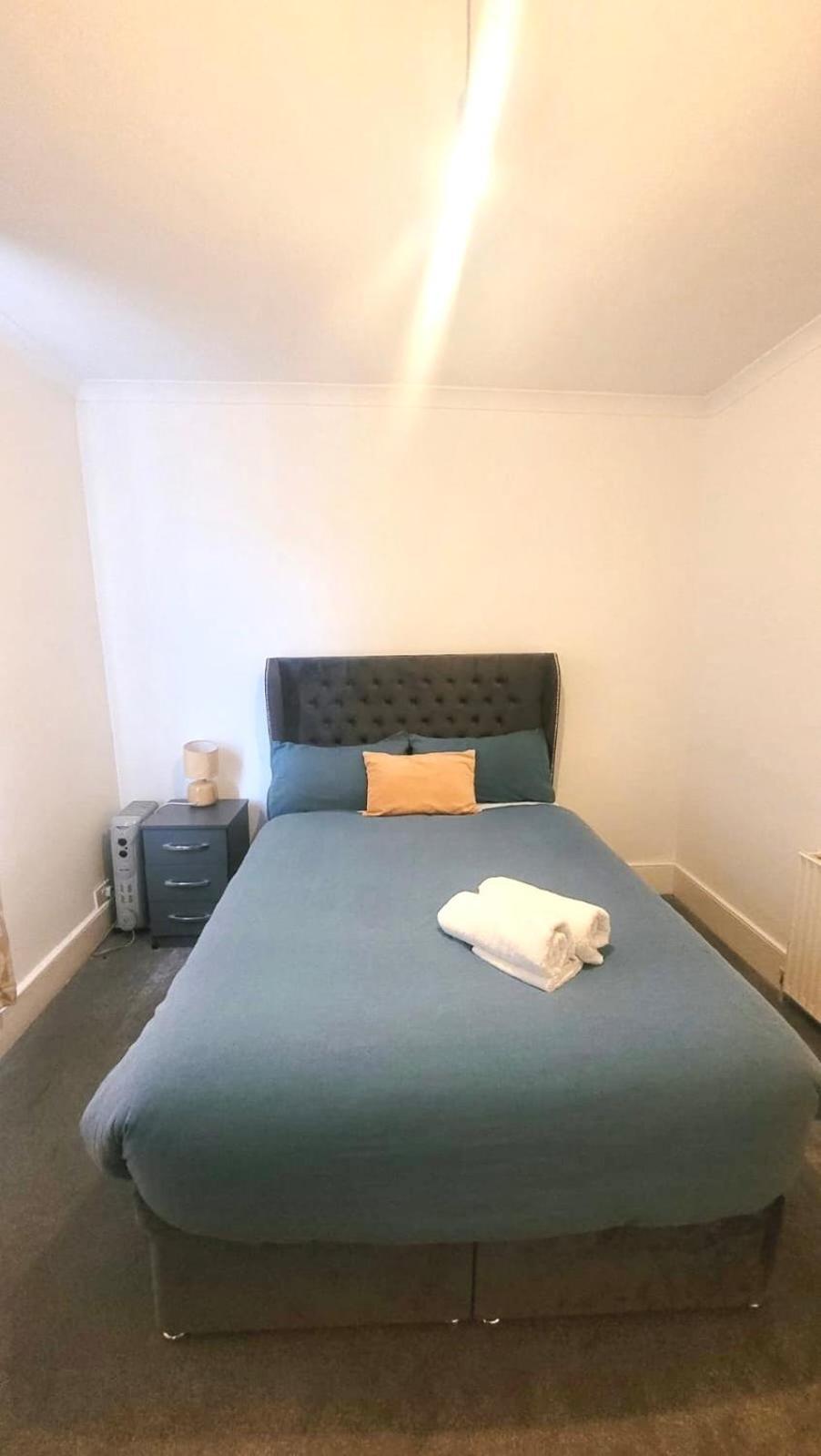 Two Bedroom Flat In London Exterior foto